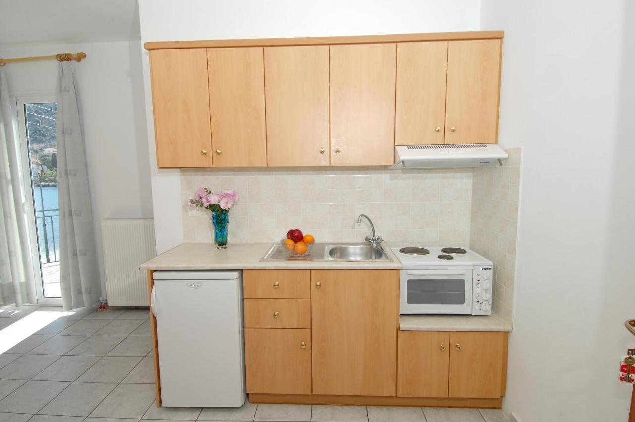 Alexis Studios And Apartments Agia Efimia 외부 사진